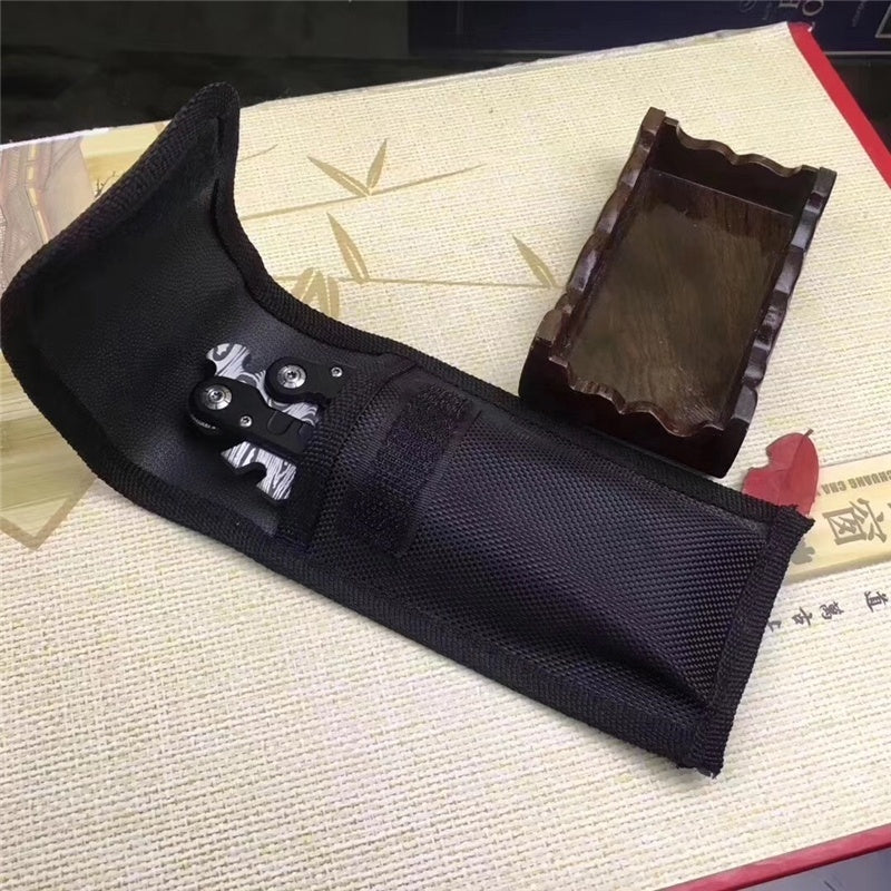 Butterfly balisong knife Practice Knifes OUTDOORS Tactical Claw shape knives Decorative pattern Combat Trainer Very Sharp Survival tools