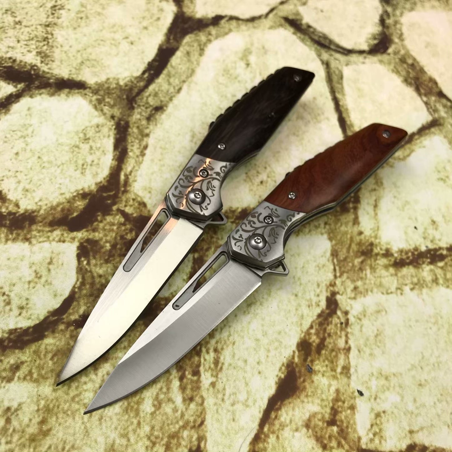 D2 high speed steel,57HRC◇ outdoor folding knife high hardness knife portable outdoor survival camping self-defense knife