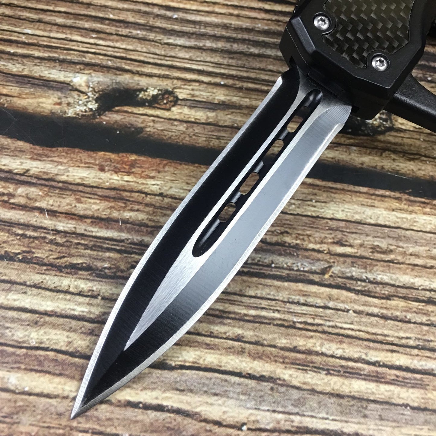 Black knuckle type straight spring + fist cover, tactical spring assist open folding pocket knife