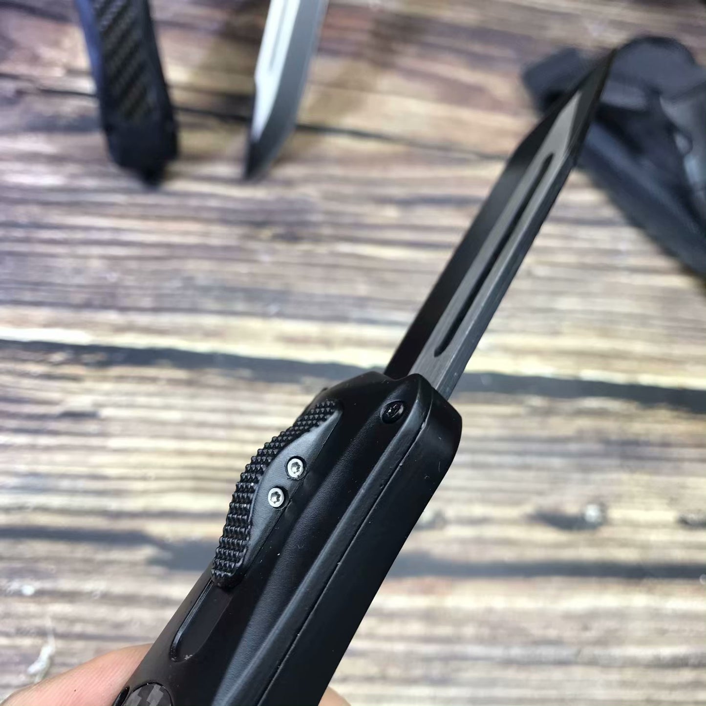 Microtech 23.5cm automatic spring assisted knife 57HRC survival hunting camping knife zinc-aluminum handle