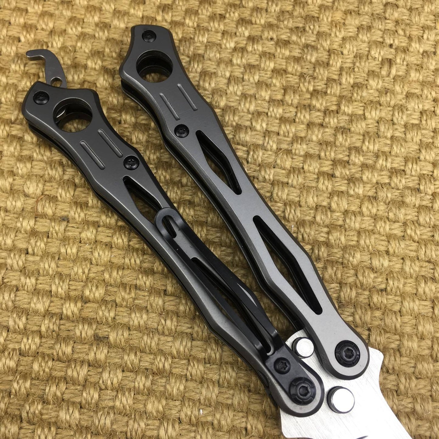Steel blade + aluminum blade butterfly knife real blade 440C practice knife outdoor tactical hunting knife fighting instructor throwing knife very sharp survival tool