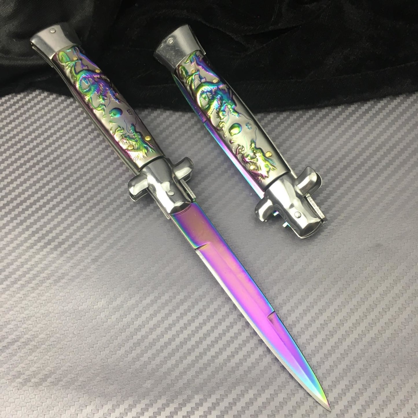 11-inch AKC spring knife 440 blade tactical folding survival knife folding blade knife carry with you to send a friend