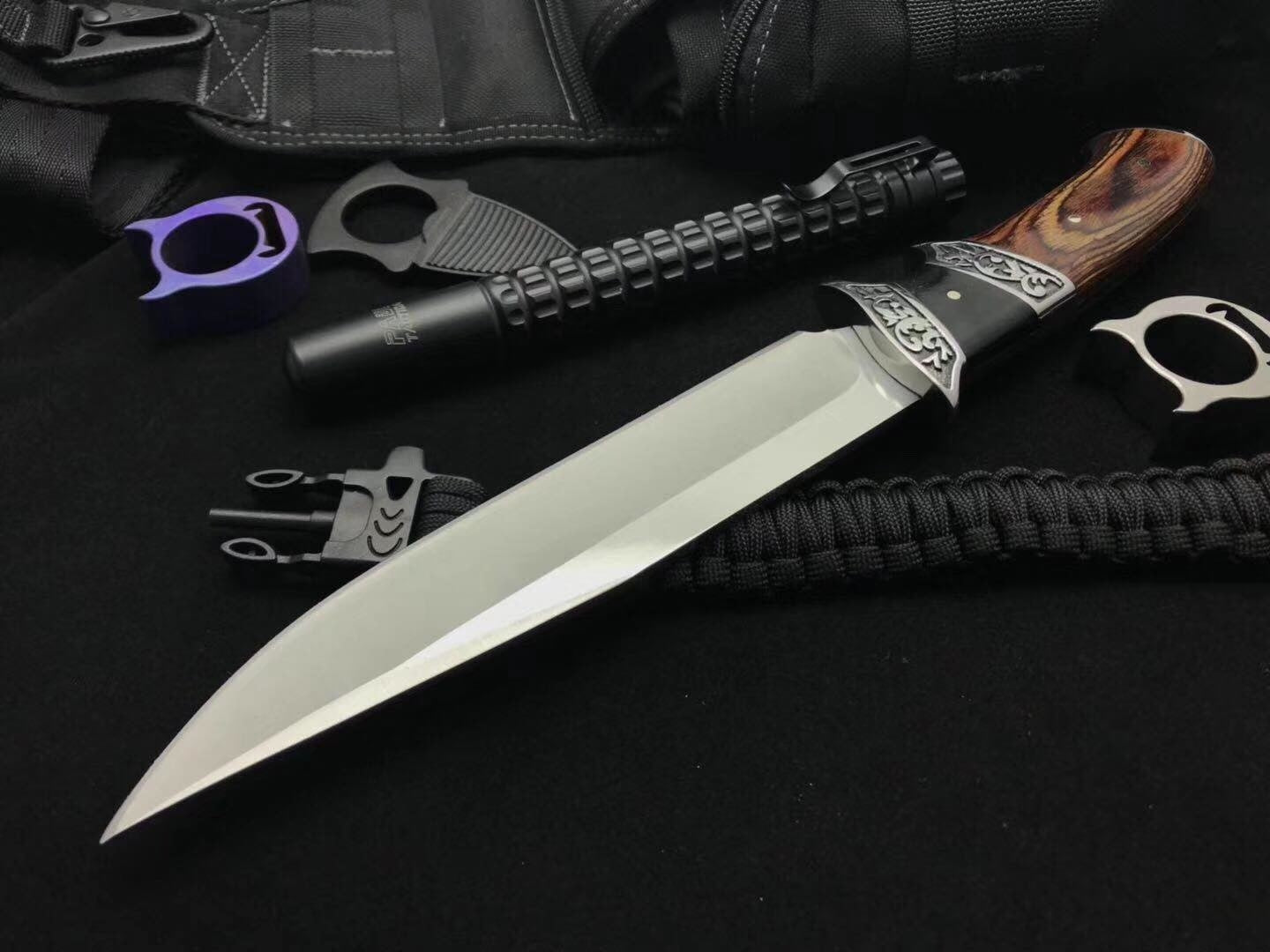 Columbia Tactical straight knife fixed blade 3CR13 hunting camping survival knife, double steel head carved + imported color wood handle, tactical pocket knife outdoor practical knife EDC tool nylon sheath