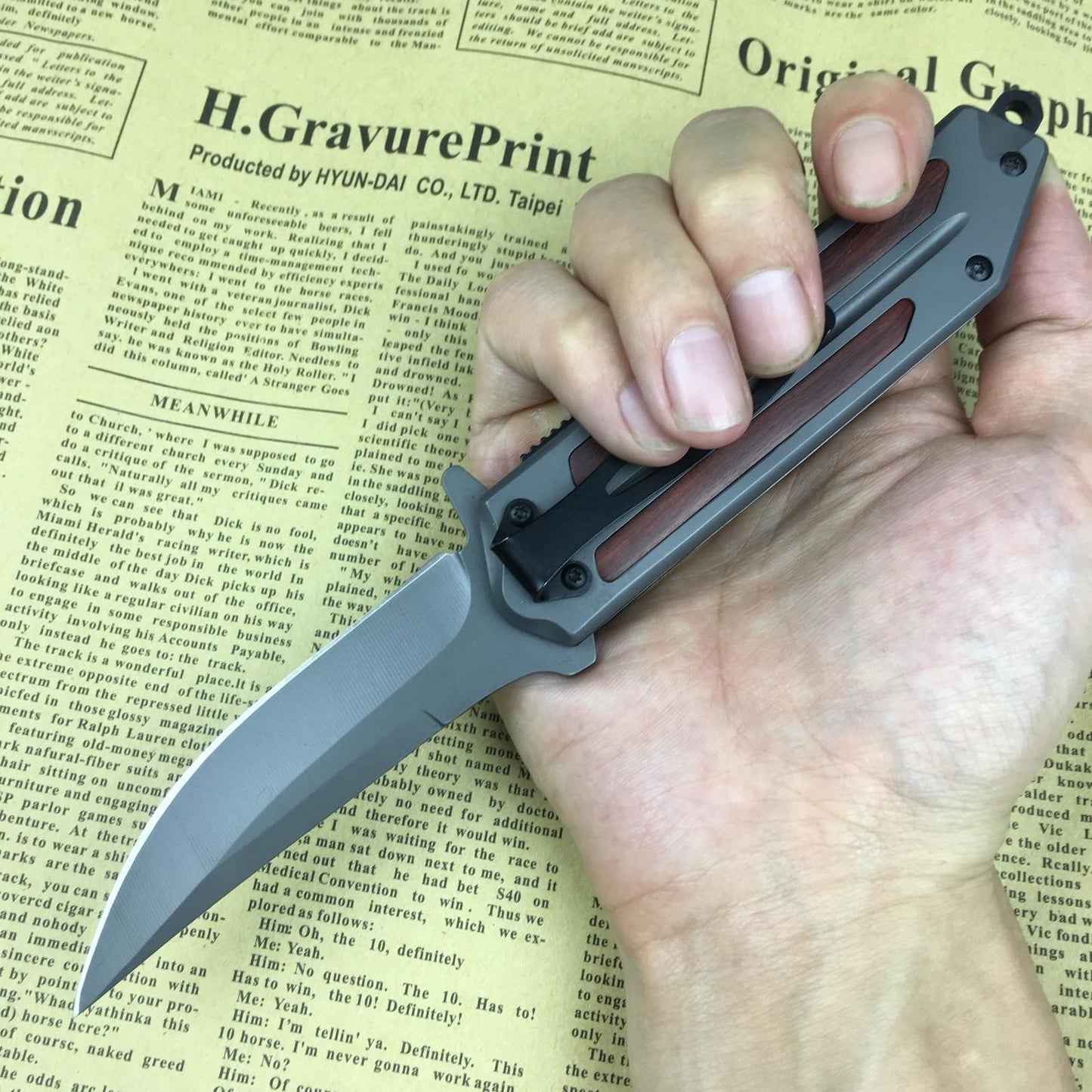 BOKE Folding hunting knife combat spring assisted 5Cr13 blade folding rescue knife EDC tool to carry with you