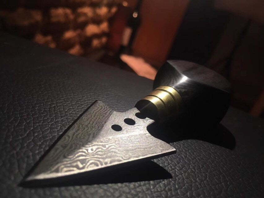 Push knife hand stab pocket knife arrowhead hand stab mini portable knife defensive knife fixed knife collection carry with you