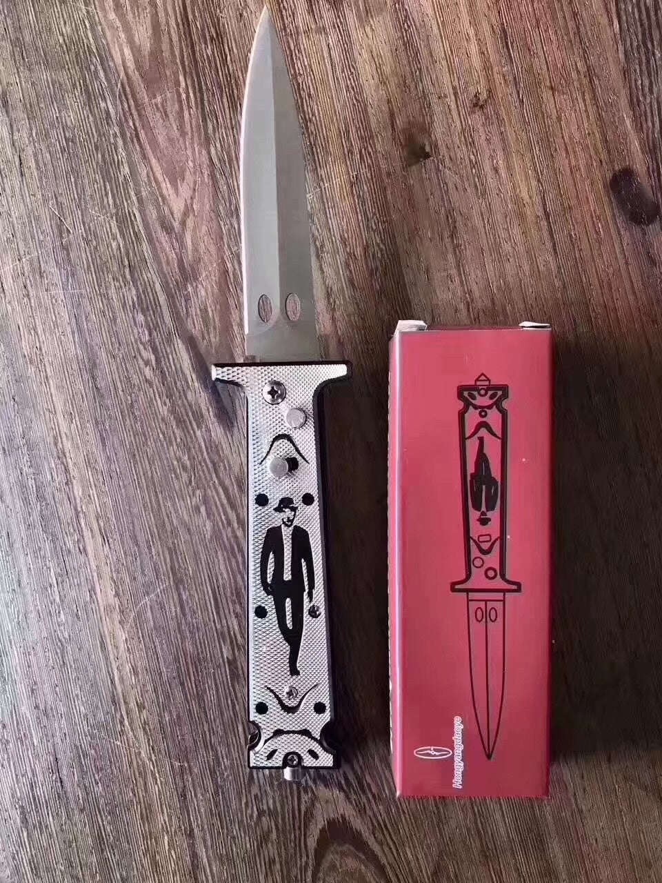 7.5-inch pocket tactical equipment OTF finger drive spring assisted knife camping survival EDC hunting tools collection toys