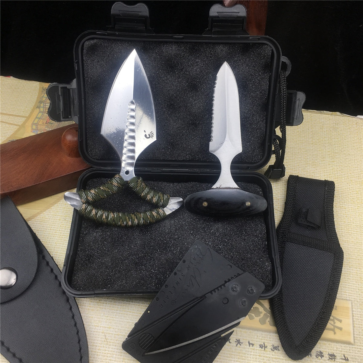 New Product Upgrades | Push knife + Card knife + Gifts Box Set '' 5.31 Inches Fist Knife Self-Defense Weapon Edc Tools(Style1 Style2)