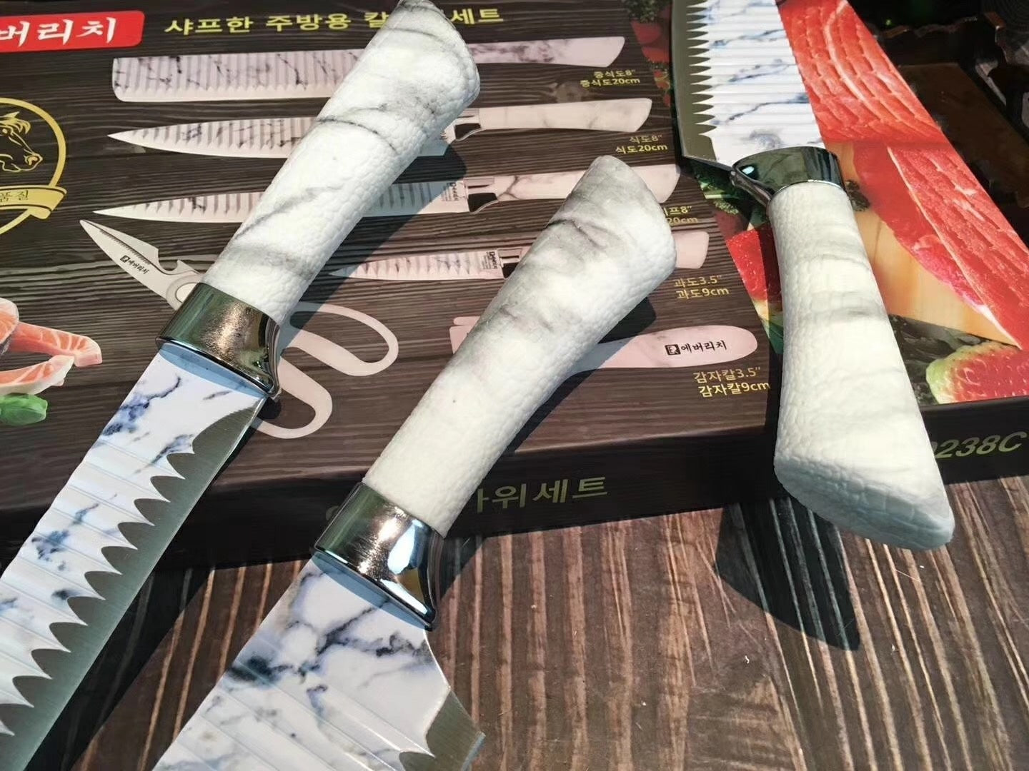 Kitchen Knives Set 6pcs EVERRICH 8" Chef Knife 8" Carving Knife 8" Small Cleaver 3.5" Paring Knife Scissors Ceramic Peeler Two colors are available