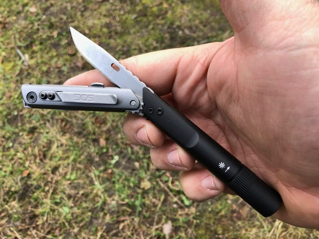 Multitool EDC Pen Light - Baton Q2 LED Flashlight with EDC Knife and Screwdriver Multi Tool with Pocket Clip for Emergency Kit (ID1011-CP)