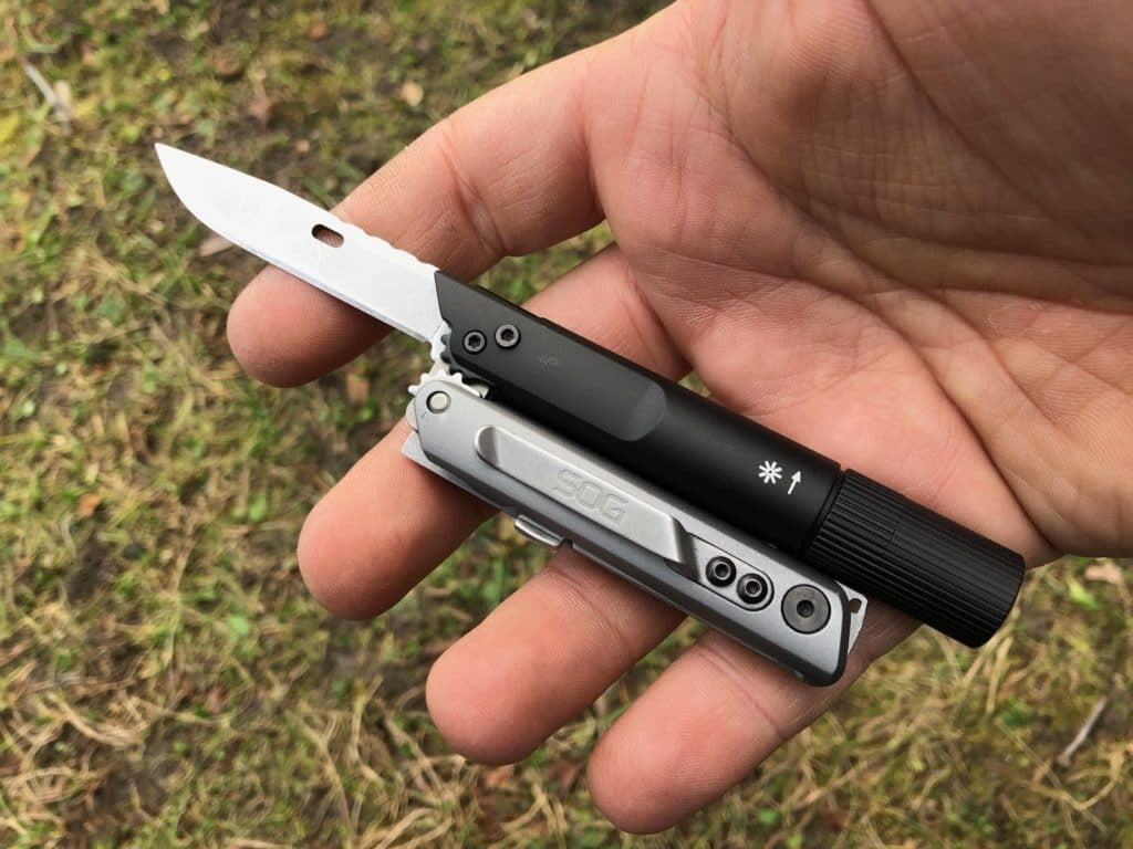 Multitool EDC Pen Light - Baton Q2 LED Flashlight with EDC Knife and Screwdriver Multi Tool with Pocket Clip for Emergency Kit (ID1011-CP)