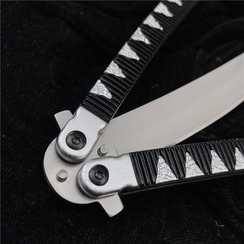 2020 Hot ! Butterfly Balisong Knife Practice Knifes OUTDOORS Tactical Knives Combat Trainer Very Sharp Survival Tools