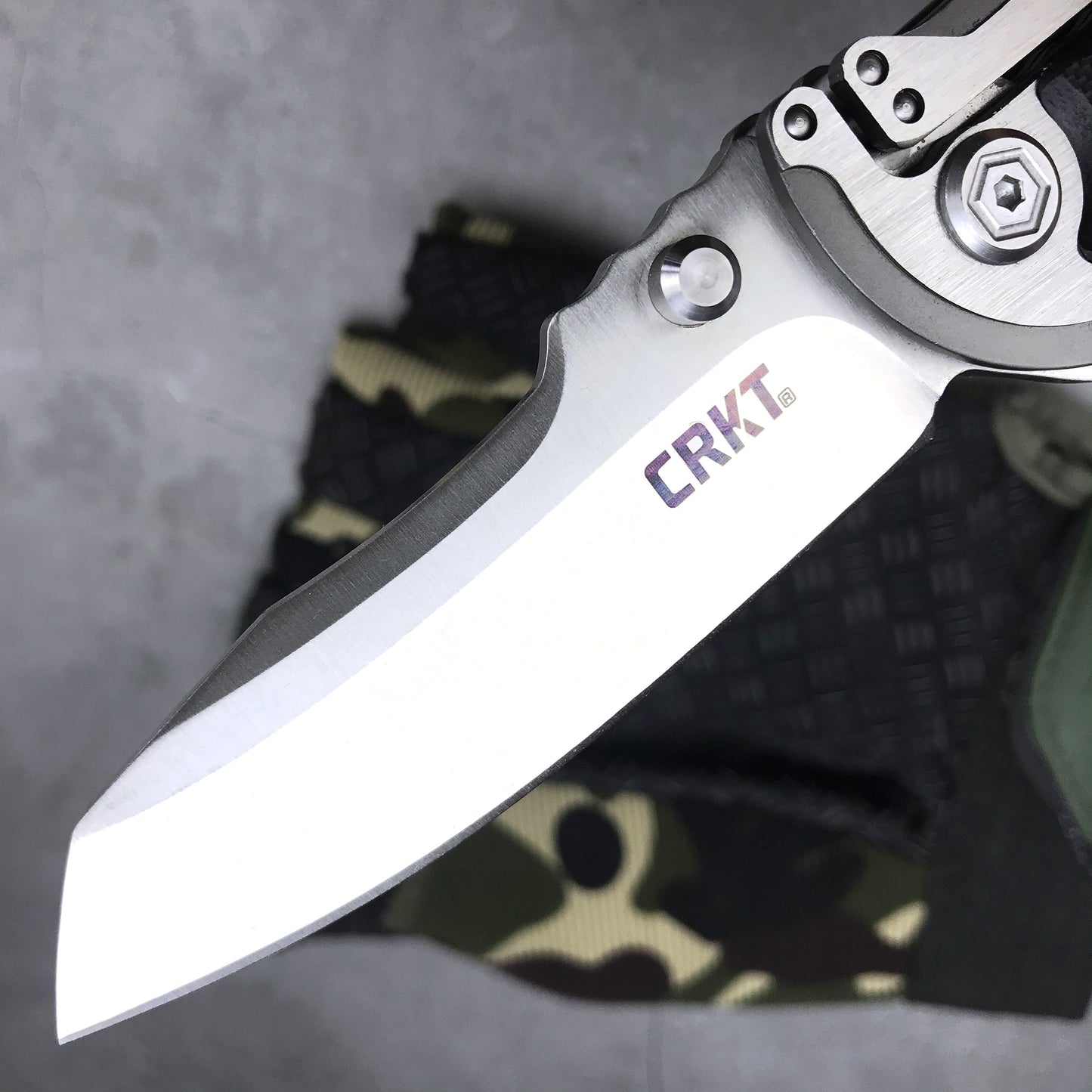 New CRKT River 5190 Graphite Folding Knife 3.06"" 8Cr13MoV Plain Blade, Steel and G10 Handles Tactical Knife