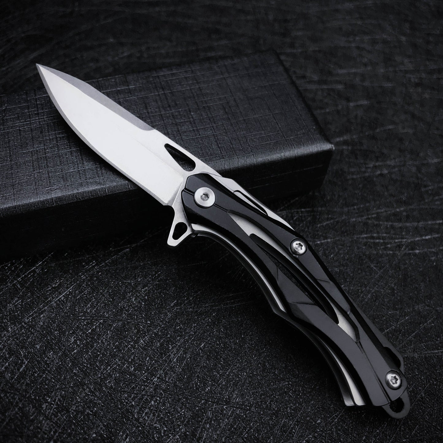 Transformers Mini Outdoor Survival Knife Portable EDC Stainless Folding Camping Tactical Folding Pocket Ring Hunting Tools
