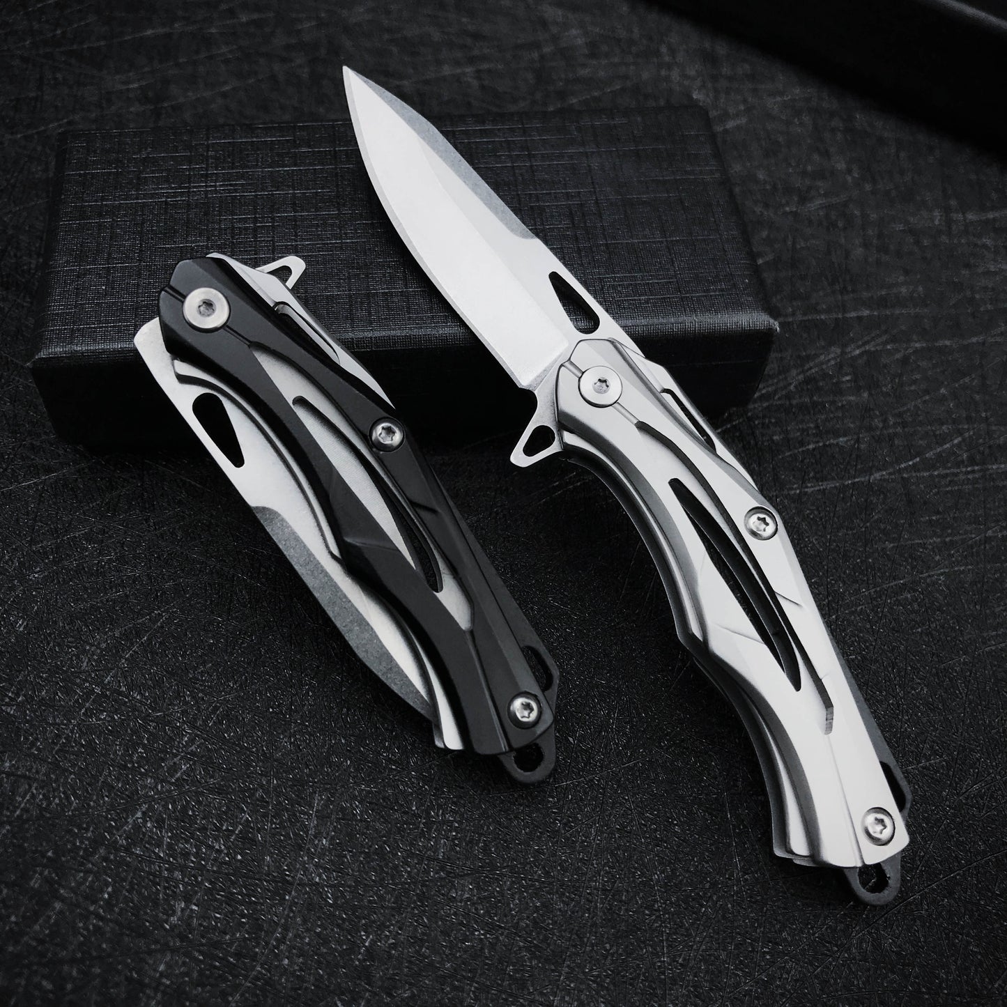 Transformers Mini Outdoor Survival Knife Portable EDC Stainless Folding Camping Tactical Folding Pocket Ring Hunting Tools