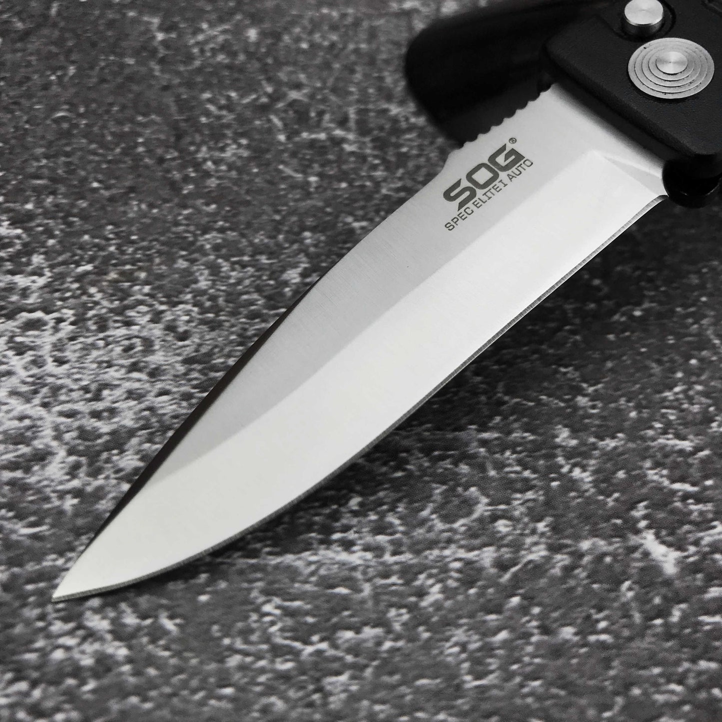 Newest SOG Spec Arc Knife Features A Subdued Design with A VG-10 Blade, GRN Handle with Stainless-steel Liners Christmas Gift
