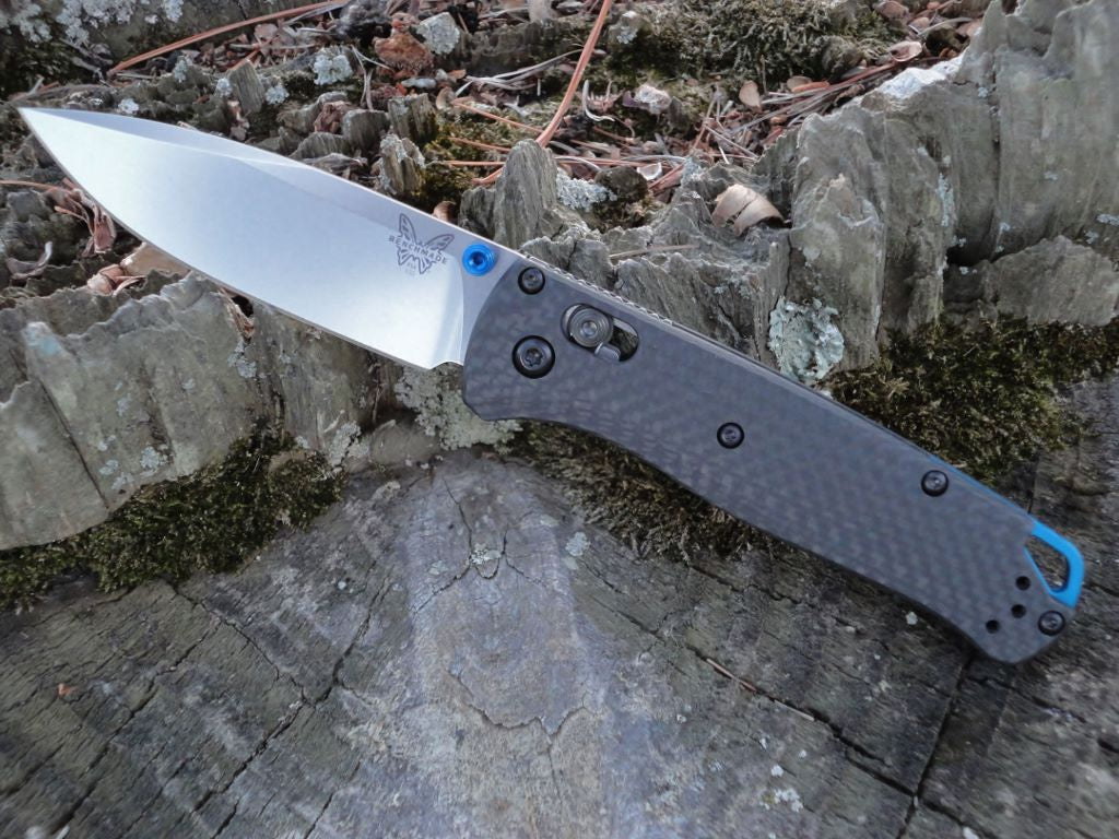 2022 Benchmade Bugout 535-3, 3.24" CPMS90V Plain Blade, Carbon Fiber Handle with Axis Lock Outdoor Pocket Knives