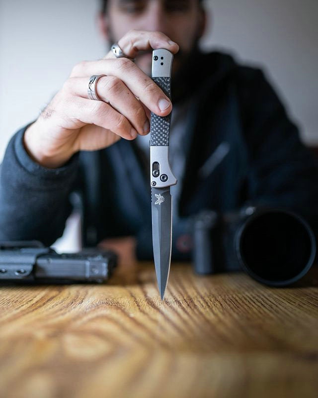 Benchmade 4170BK AUTO Fact Folding Knife 3.95" S90V Black DLC Spear Point Blade, Aluminum Handles with Carbon Fiber Inlays