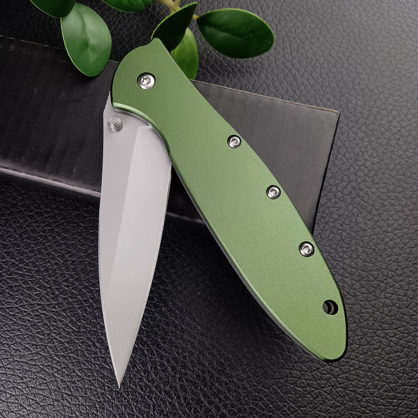 Olive Chive Folding Pocket Knife, 2.9 Inch 8Cr13Mov Manual Studs Open Blade and Aluminum Handle,  Multi Tool for Camping，Hiking