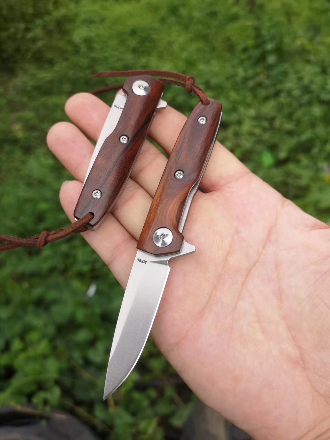 Austrian powder steel M390, high hardness high-grade knife steel, ball bearing folding knife, survival tactical knife, folding hunting knife, carry mini outdoor knife