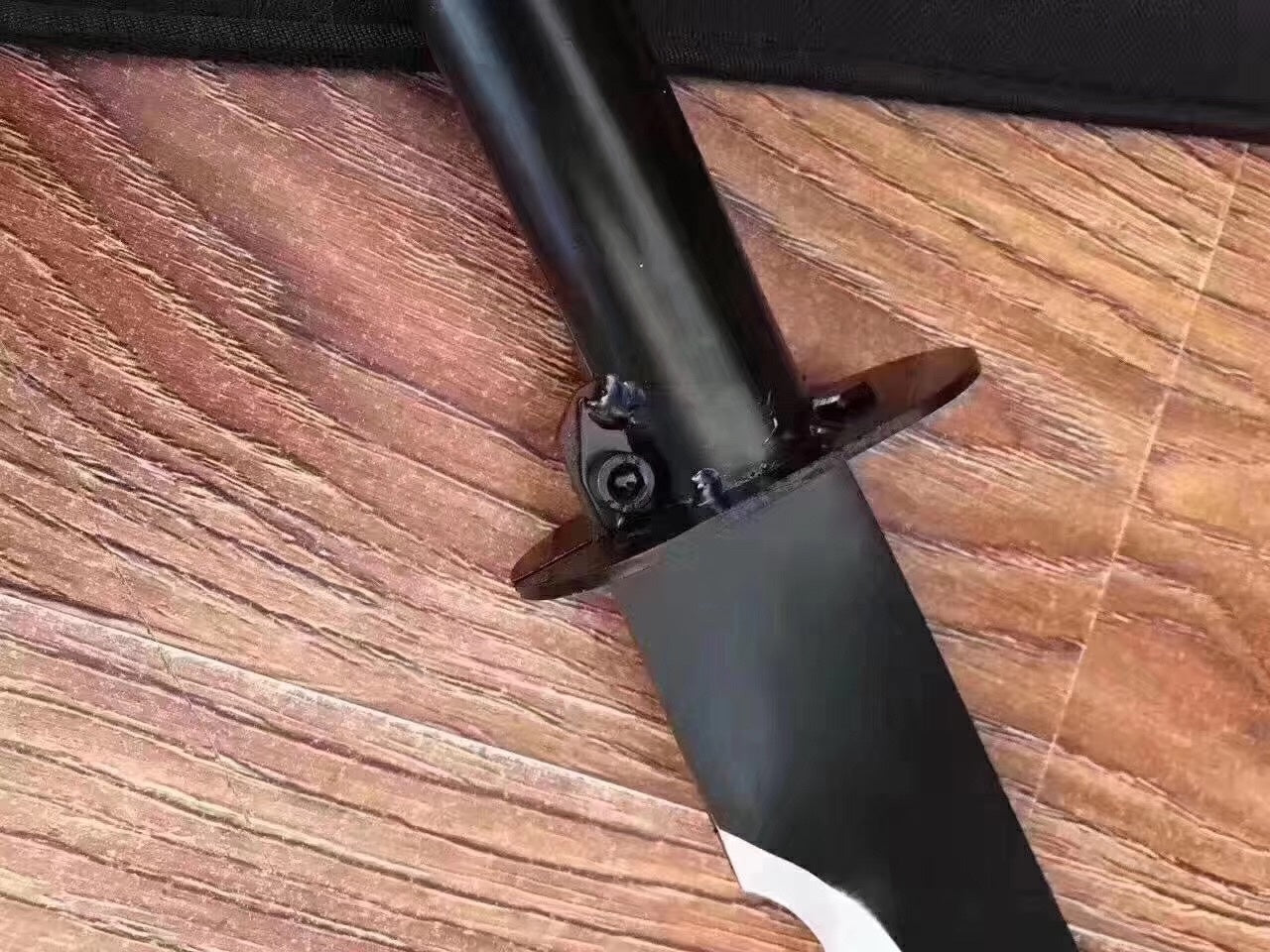 Folding three-eye Wolf knife 420 stainless steel blade hardness spring assist open folding blade pocket knife