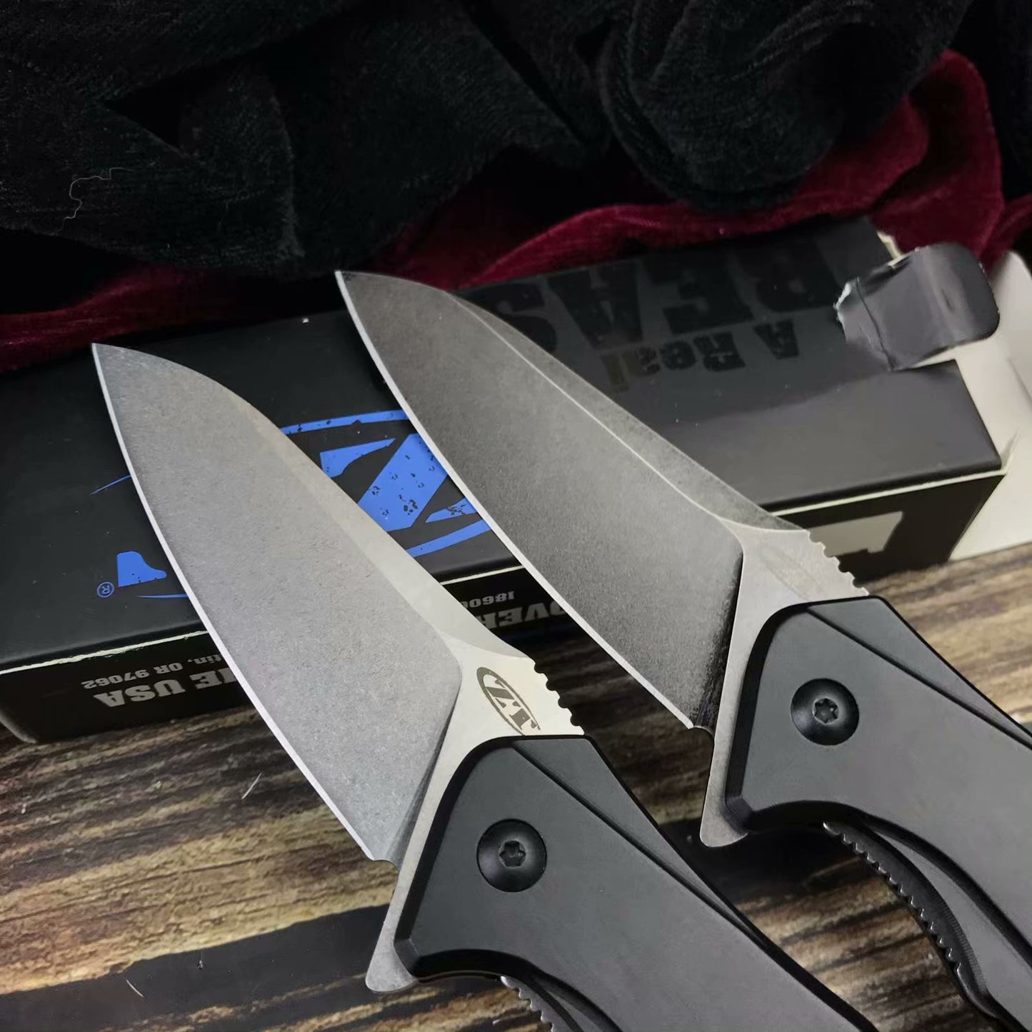 Zero Tolerance ZT Exquisite folding knife, 9cr18mov aluminum alloy steel military hunting survival tools