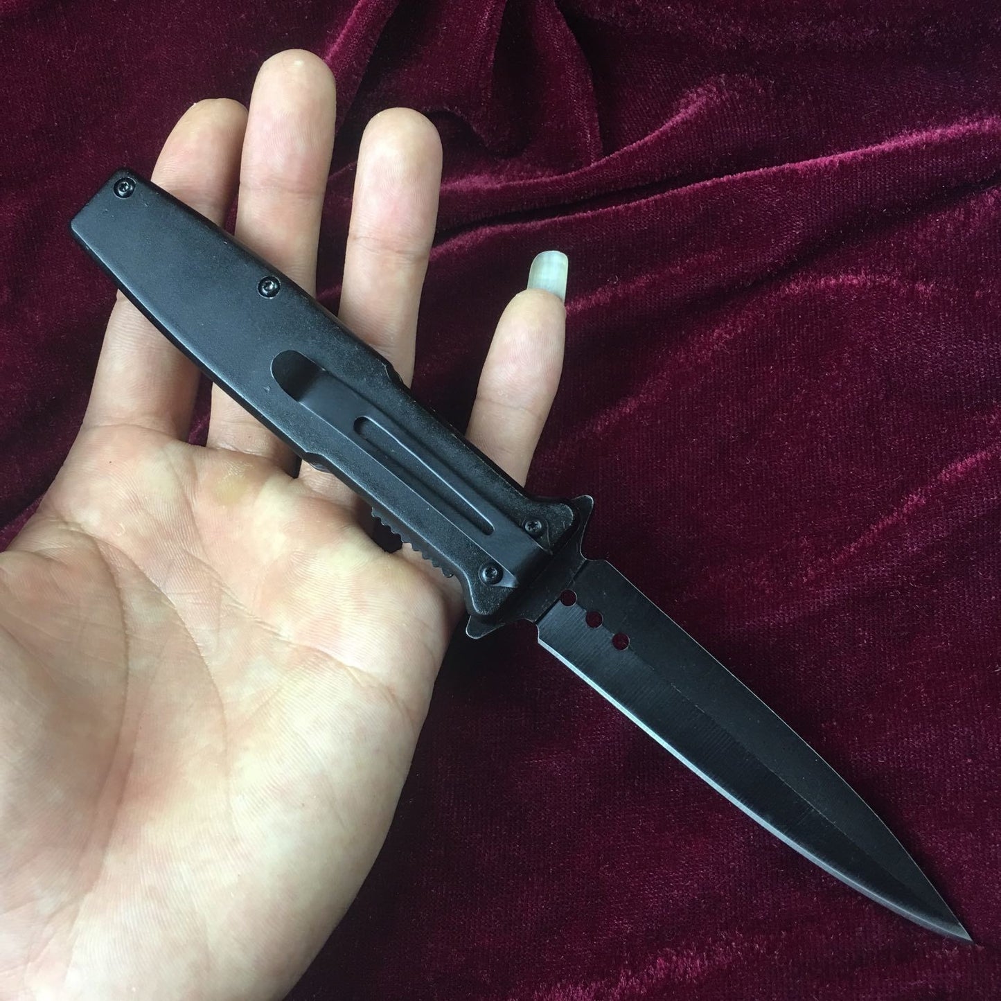 7cr13 Material Knight Pattern Tactical Knife, Silver & Black Handle Aluminum Alloy Folding Knife Rescue Knife Self-defense Knife Bayonet