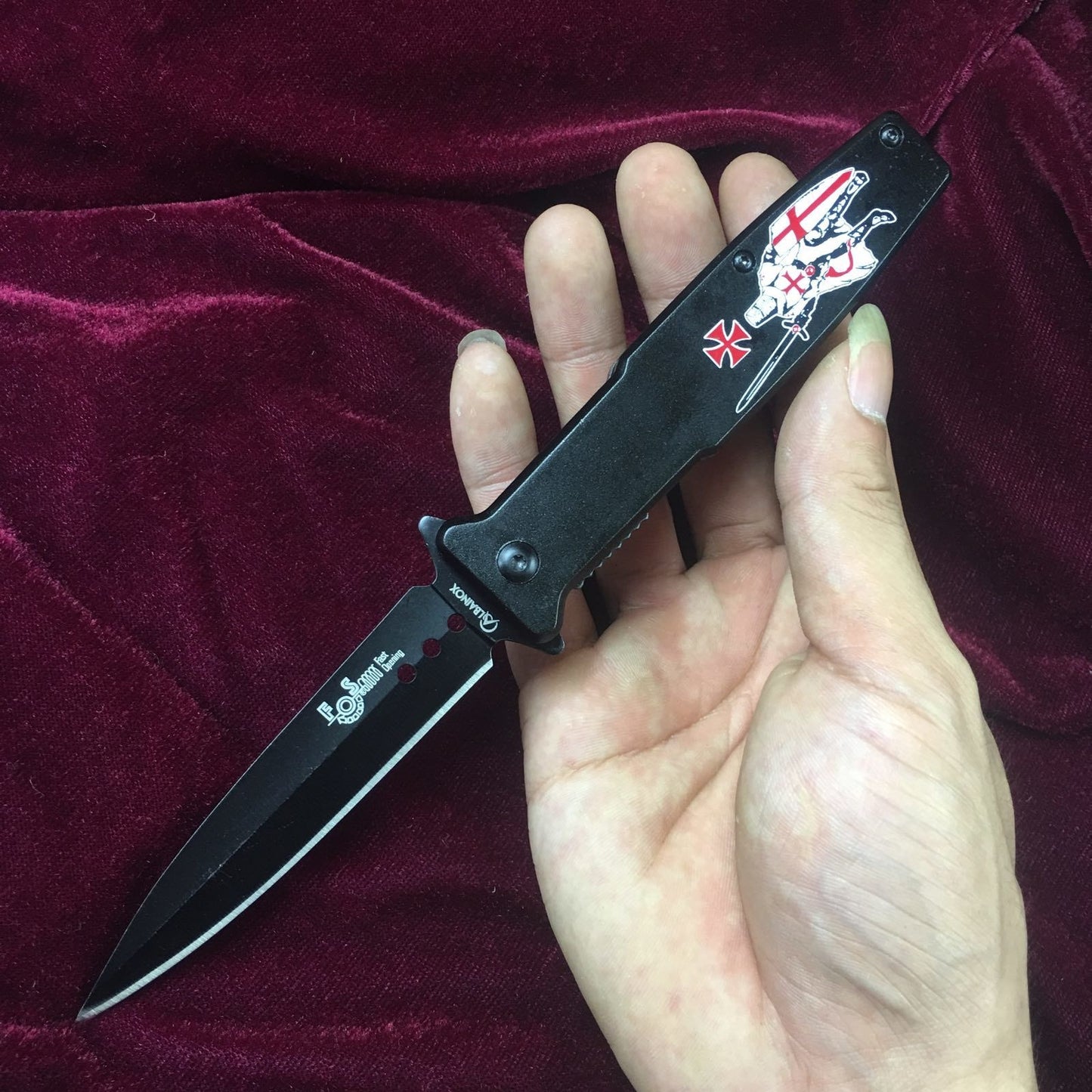 7cr13 Material Knight Pattern Tactical Knife, Silver & Black Handle Aluminum Alloy Folding Knife Rescue Knife Self-defense Knife Bayonet