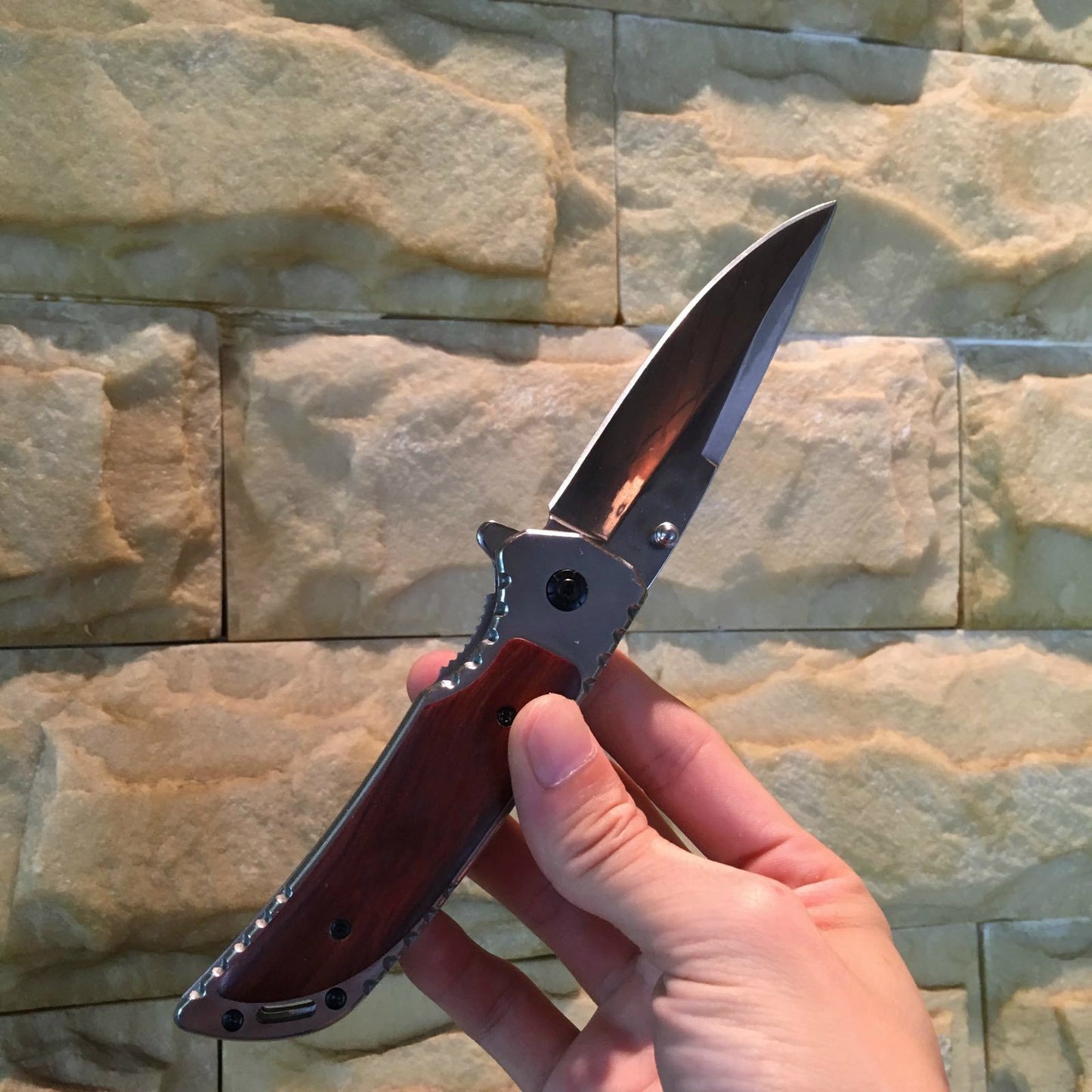 Tactical folding 3Cr13Mov mahogany handle pocket knife steel blade outdoor EDC knife hunter multi-functional high hardness hunting camping survival tool