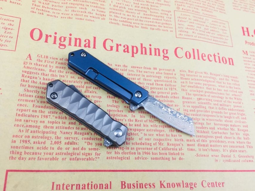 Outdoor tactical knife folding knife 9CR18MOV Damascus knife manual survival rescue tool camping hunting knife carry with youtools