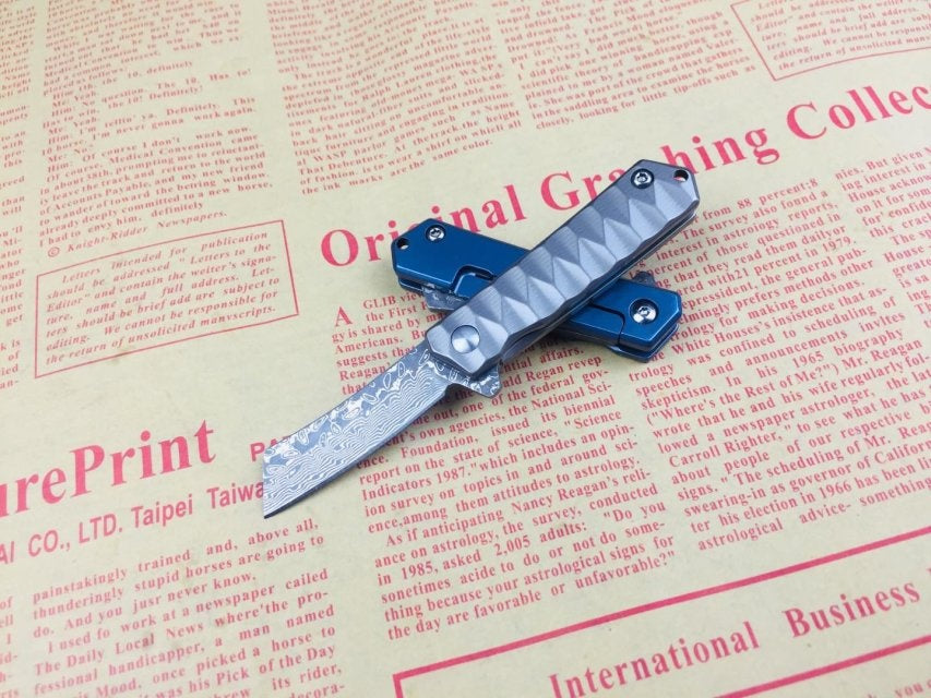 Outdoor tactical knife folding knife 9CR18MOV Damascus knife manual survival rescue tool camping hunting knife carry with youtools
