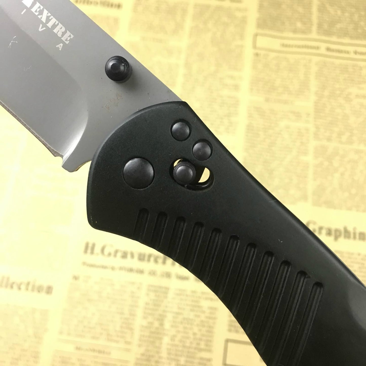 Schrade High quality stainless steel tactical survival folding knife 440C blade corrosion resistant outdoor camping hunting