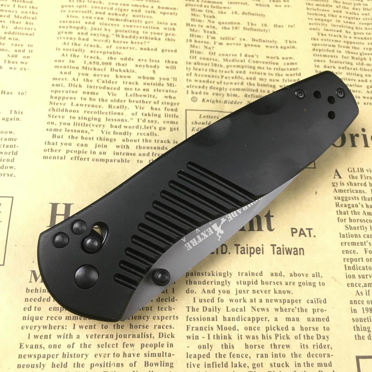 Schrade High quality stainless steel tactical survival folding knife 440C blade corrosion resistant outdoor camping hunting