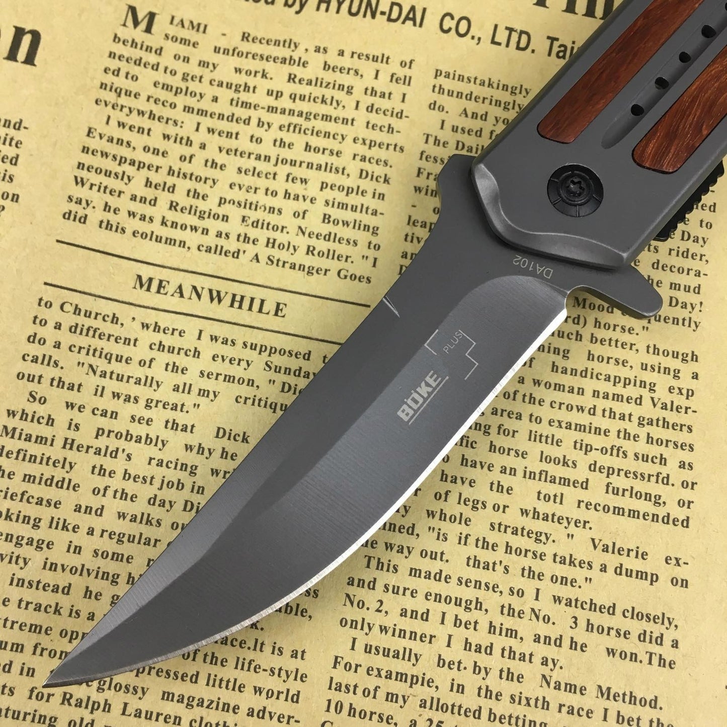 BOKE Folding hunting knife combat spring assisted 5Cr13 blade folding rescue knife EDC tool to carry with you