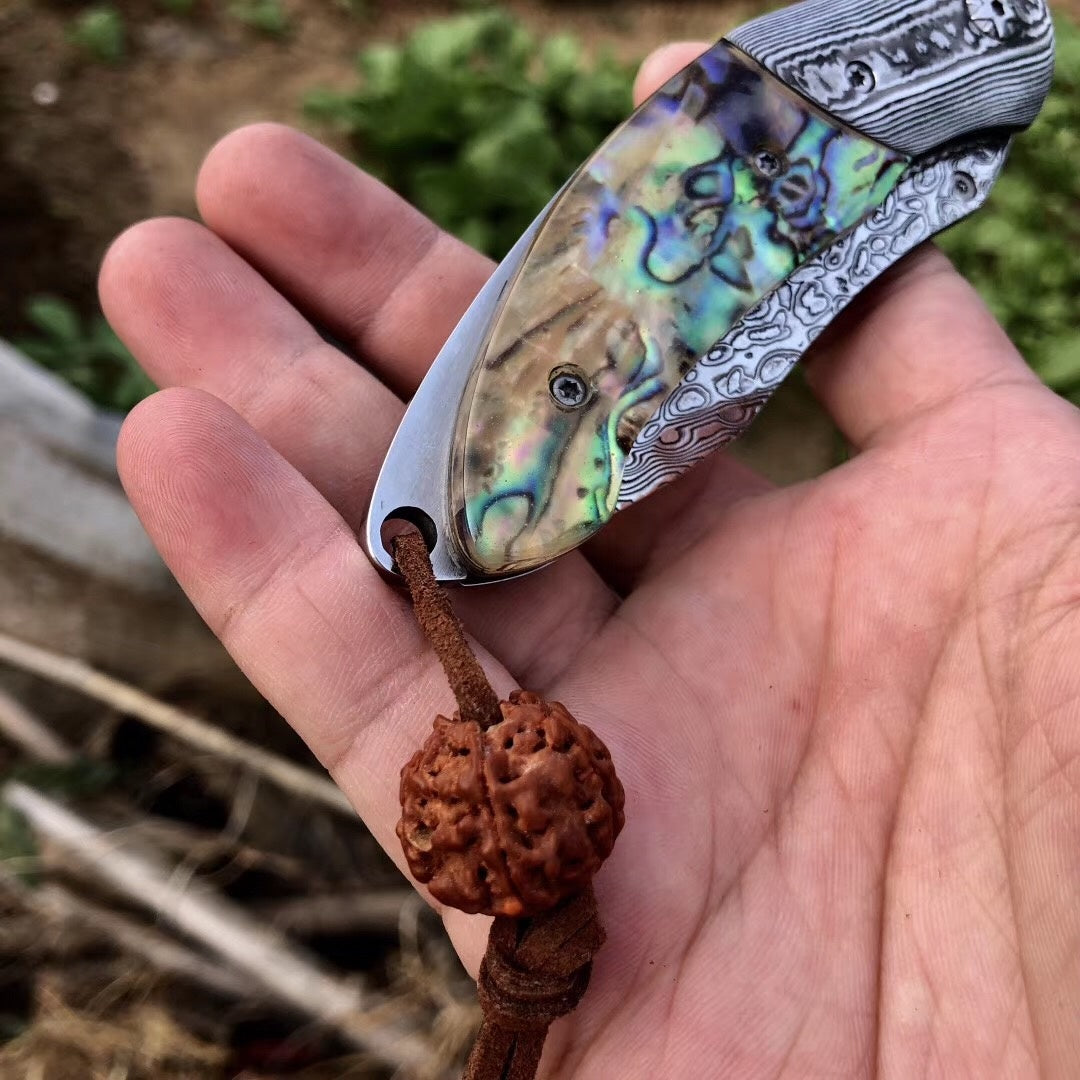Outdoor camping Damascus VG10 folding knife tactical collector ninja knife folding pocket knife adventure and EDC tools