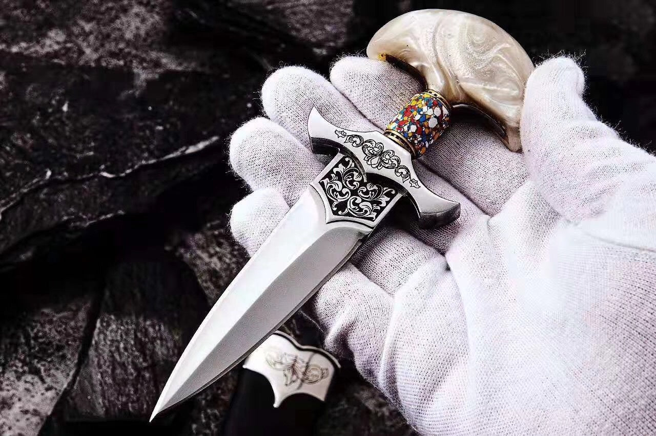 Hot selling portable mini outdoor tools saber outdoor survival first aid knife (push knife, hand drill, boxing knife, push dagger, t-handle knife) collectible gift for friends
