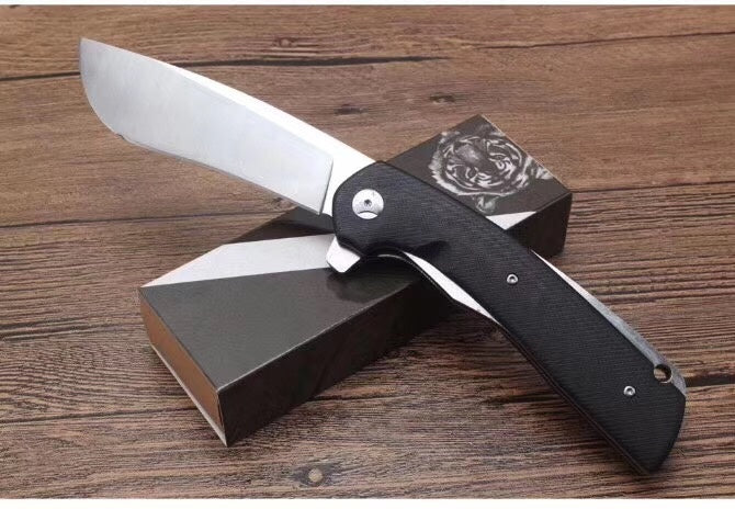 Spyderco New hot selling high hardness knives outdoor folding knife G10 handle portable outdoor survival camping self-defense knife spring assisted operation