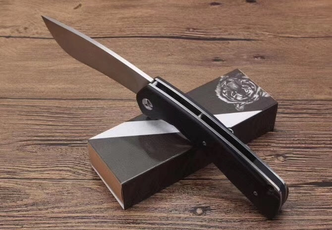Spyderco New hot selling high hardness knives outdoor folding knife G10 handle portable outdoor survival camping self-defense knife spring assisted operation
