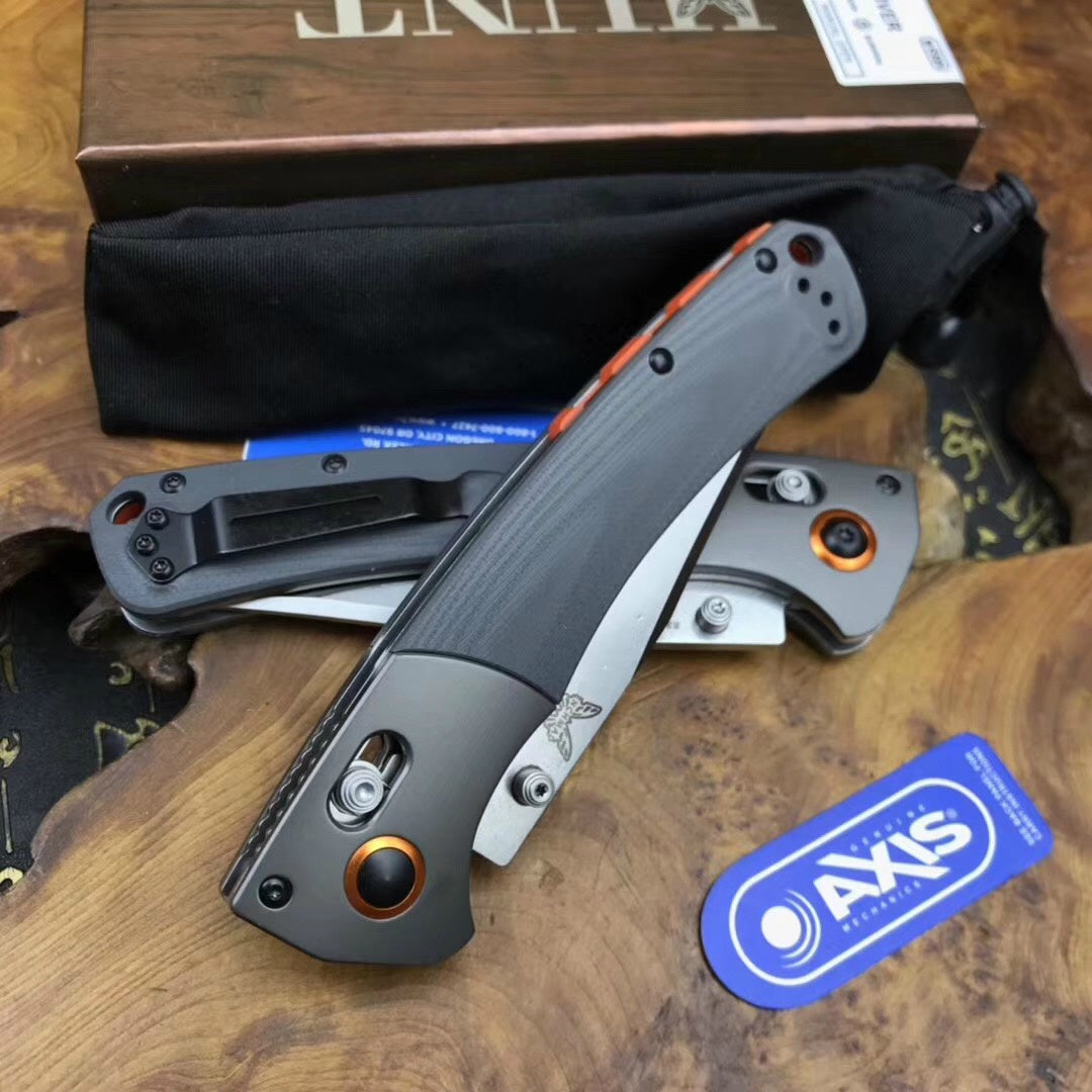 BENCHMADE "Butterfly hunt curved river folding 4.00" "S30V clip point blade grey aluminum bolt shaft lock mechanism pocket knife" G10 handle