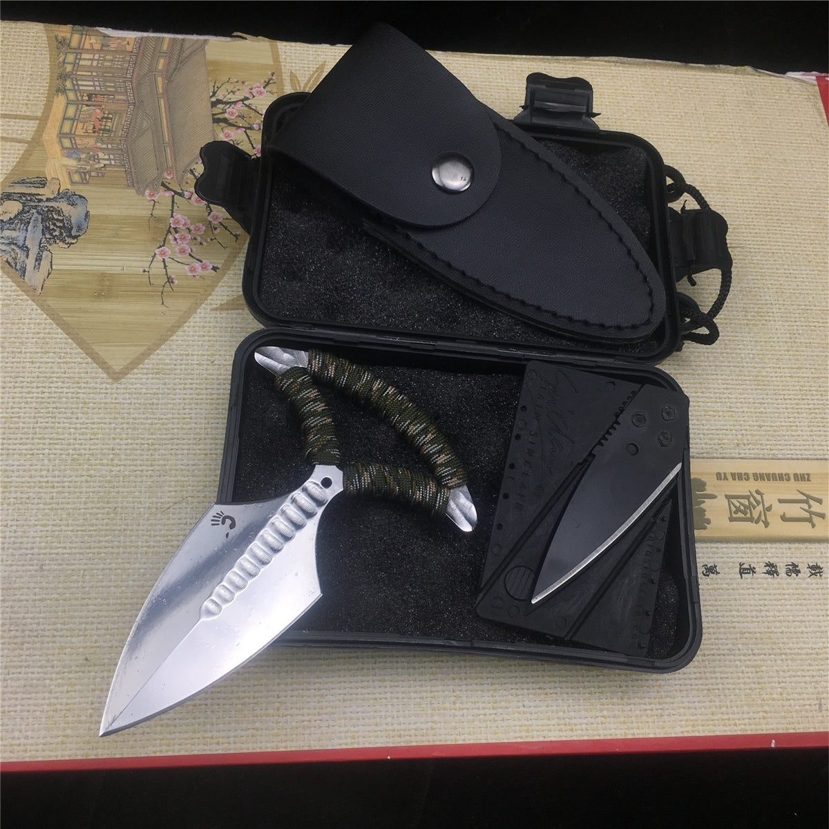 New Product Upgrades | Push knife + Card knife + Gifts Box Set '' 5.31 Inches Fist Knife Self-Defense Weapon Edc Tools(Style1 Style2)