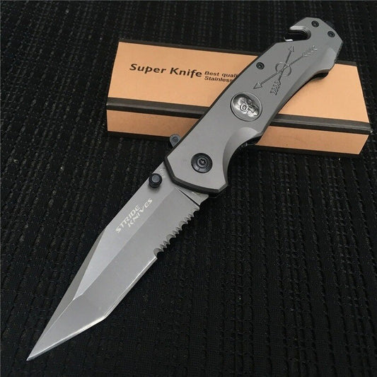 Csgo Skeleton POLICE Assisted Opening Flipper Folding Knives Tactical Camping Survival Combat Pocket Knives EDC Hunting Tool