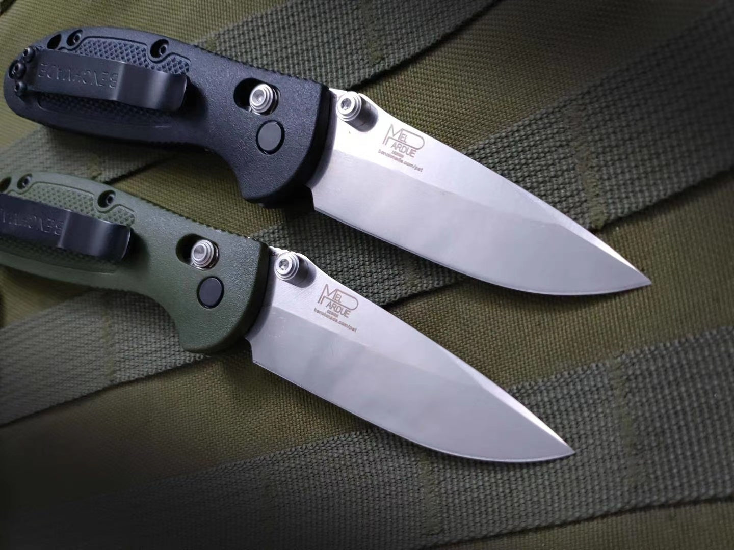 Benchmade Mini Griptilian AXIS Lock Folding Knife 2.91" S30V Satin Drop Point Plain Blade, Black Noryl GTX Handles - 556-S30V Tactical hunting camping pocket knife